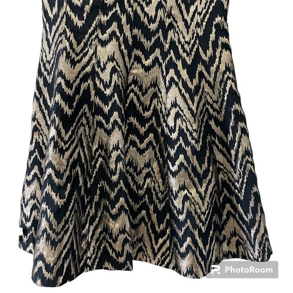 Vince Camuto Metallic Black & Gold Fit & Flare Cocktail Dress Sleeveless Size 6 - Picture 4 of 10